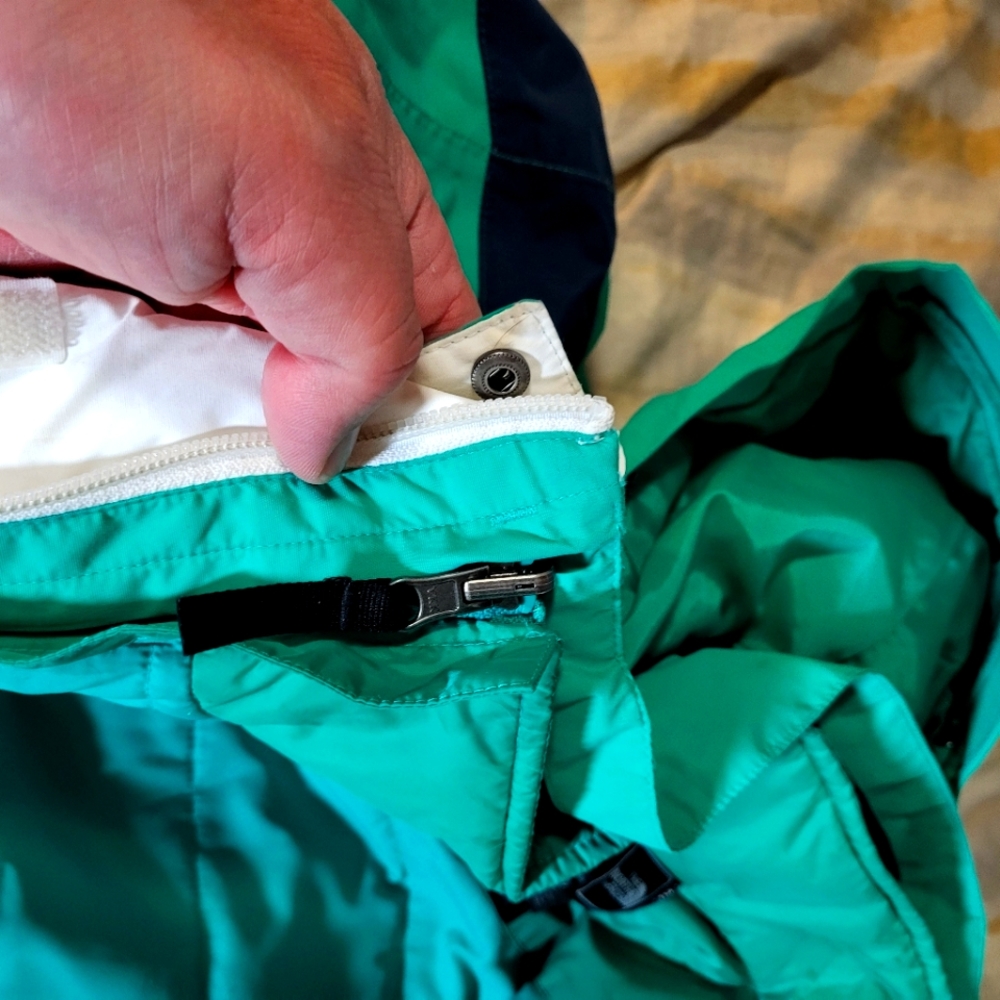 The North Face Women's XL Snow Jacket with Liner size